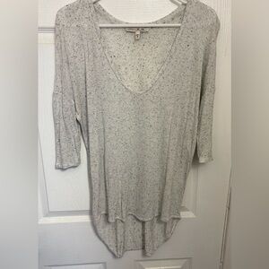 Express (one eleven) Speckled Light Gray V-Neck Tunic